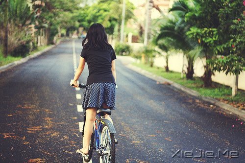 卢思浩:我们都到了一个略显尴尬的年纪